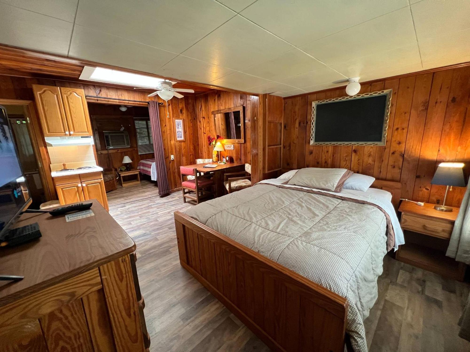 Mountain Lake Cottages 헨더슨빌 외부 사진