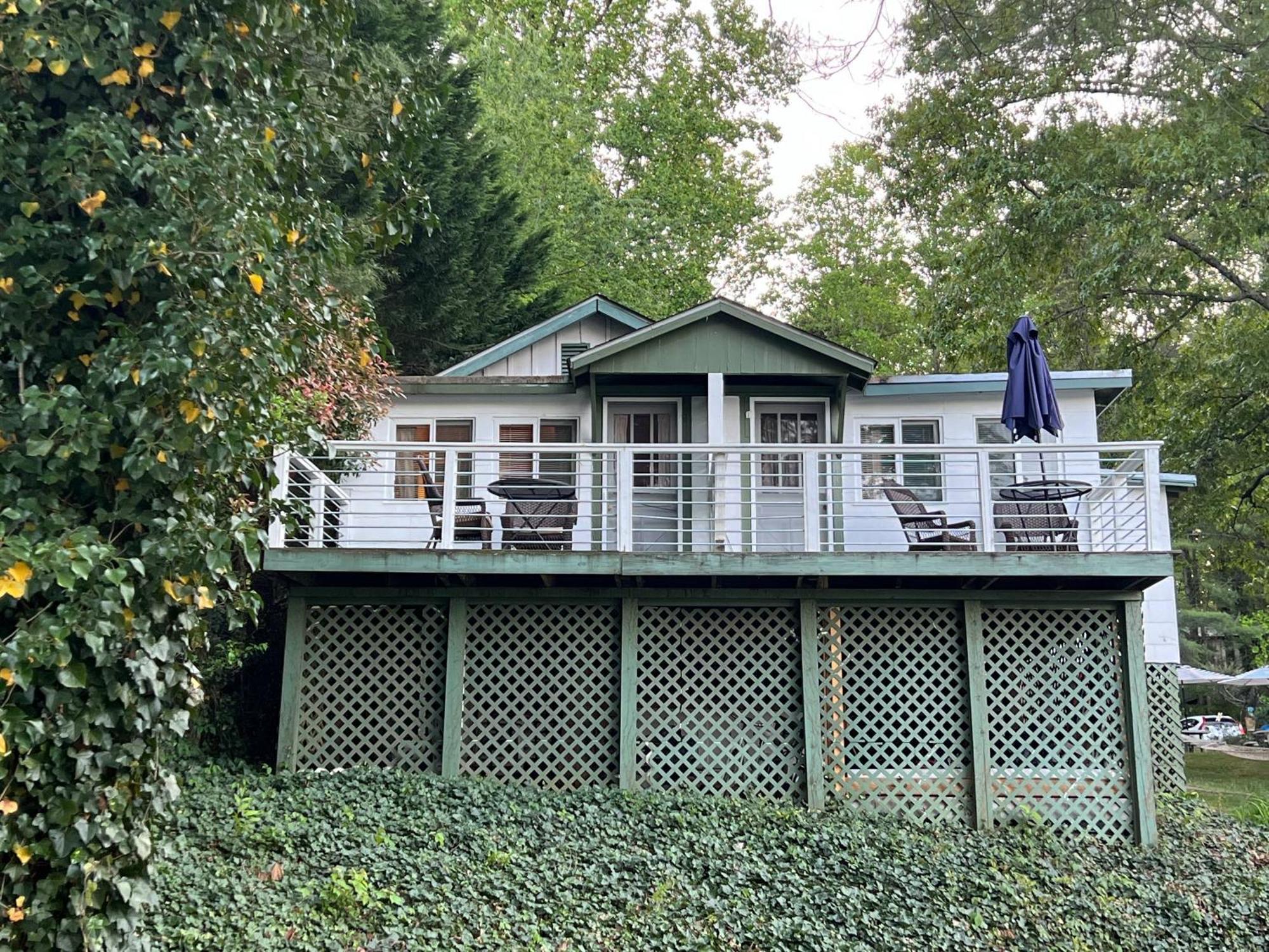 Mountain Lake Cottages 헨더슨빌 외부 사진